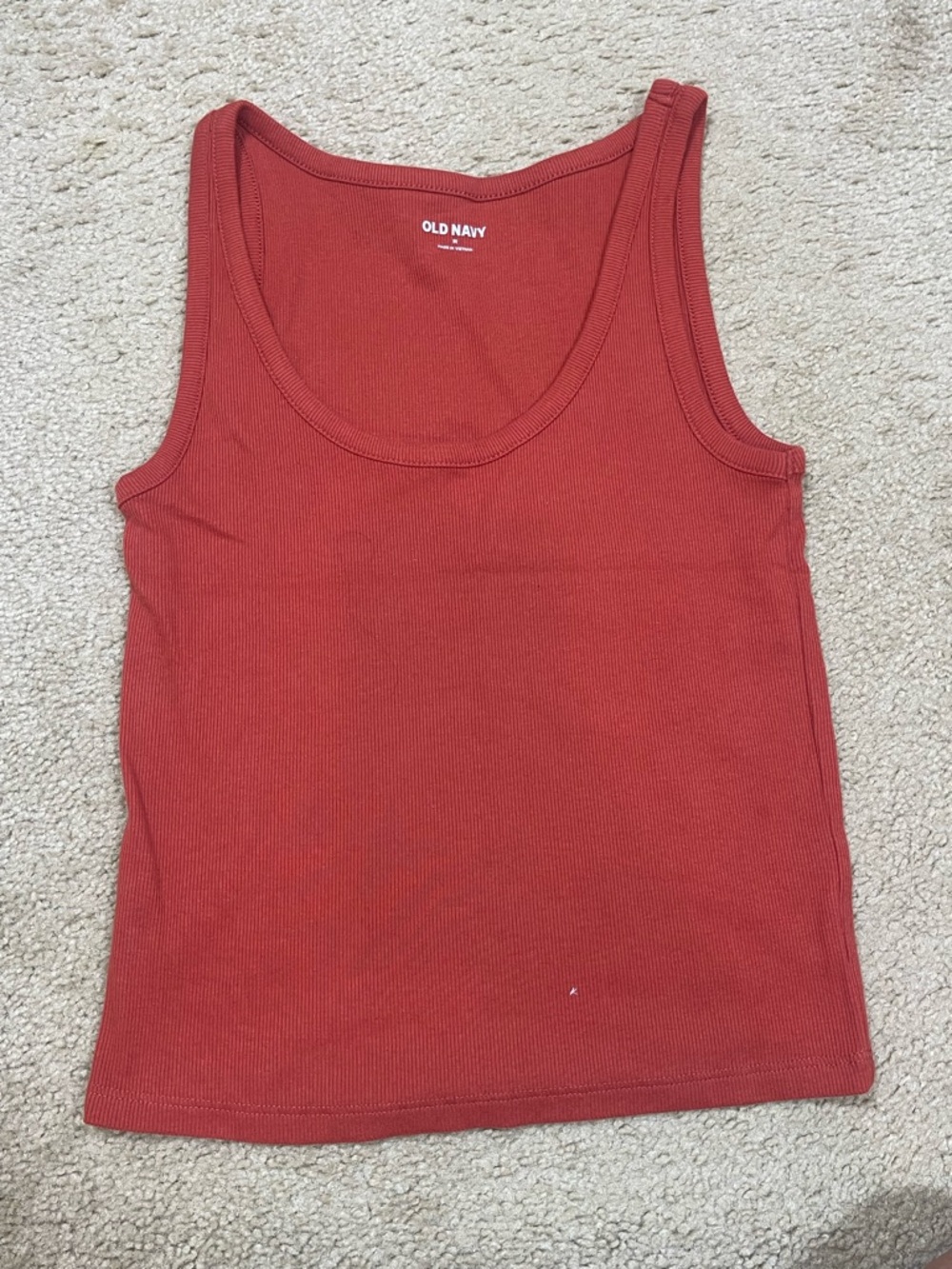 Old Navy Women's Ribbed Scoop Neck Tank in Rust